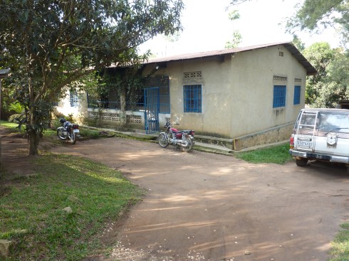 The Woods asked the landlord to not repaint the house so it will look less attractive for thieves