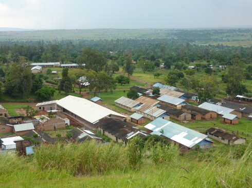 Looking down on Nyankunde. The largest building is the new operating room being built by Samaritan's Purse. Looking down on Nyankunde. The largest building is the new operating room being built by Samaritan's Purse.